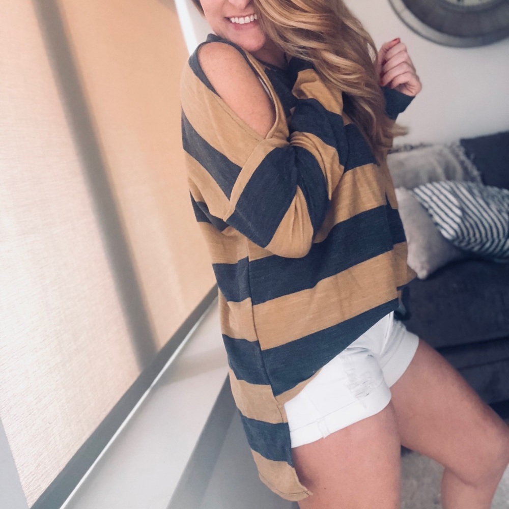 Amy Cold Shoulder Long Sleeve - Picture 5 of 5